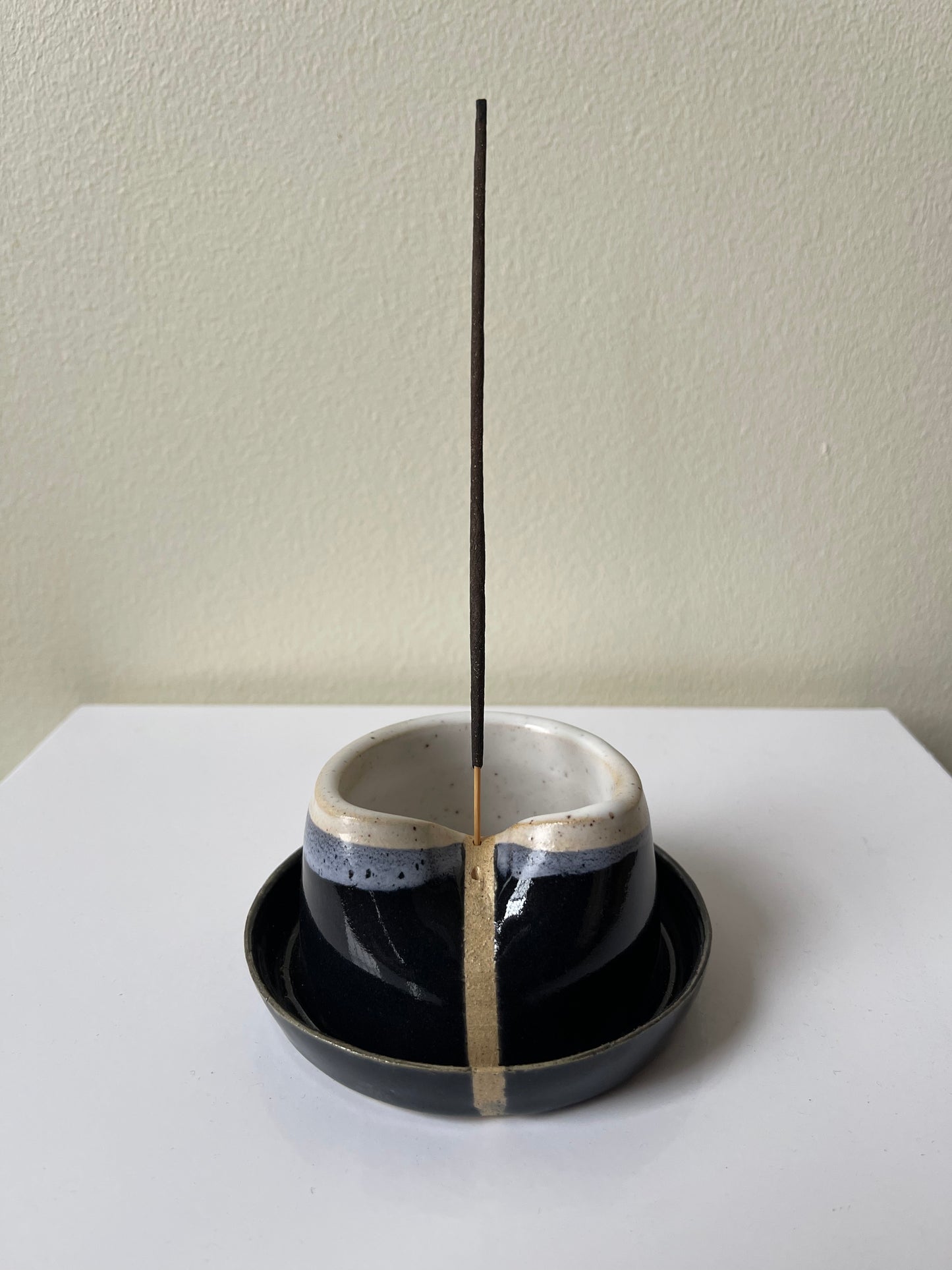 Black & White Incense Holder